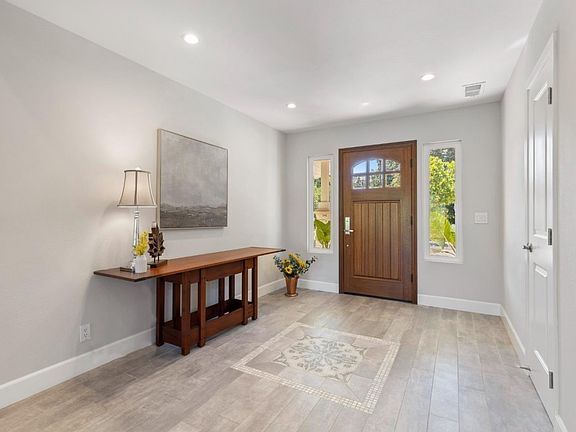 5th image of 8318 Chianti Ct