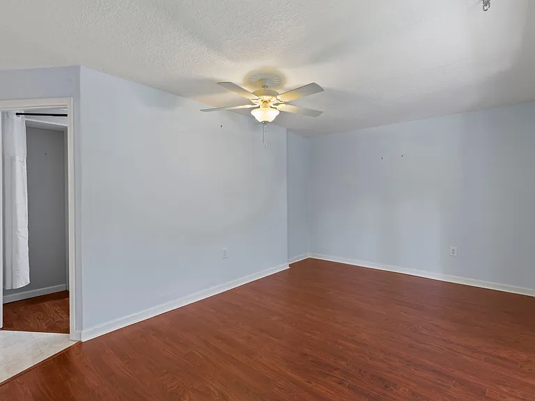 485 Westlake Blvd #70 — Photo 12