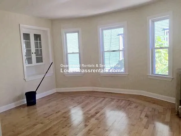 1211 Middlesex St #1 — Photo 7