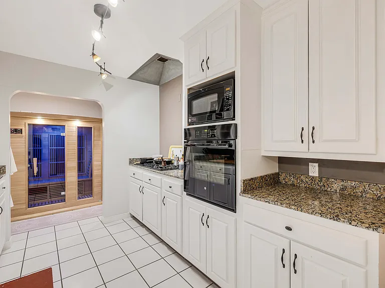 2904 Verde Vista Dr — Photo 41