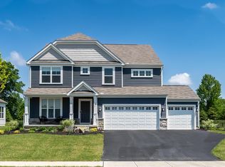 1877 Whitehill Dr, Delaware, OH 43015