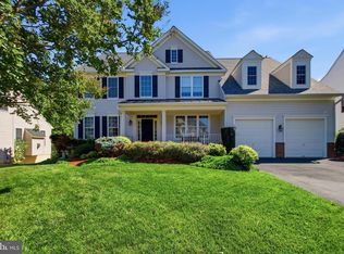 3646 Thomasson Crossing Dr, Triangle, VA 22172