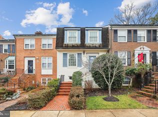 1715 Belle Haven Rd, Alexandria, VA 22307