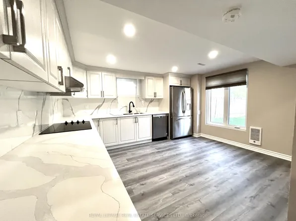 5029 Mississauga Rd, Mississauga, ON L5M 4Y1