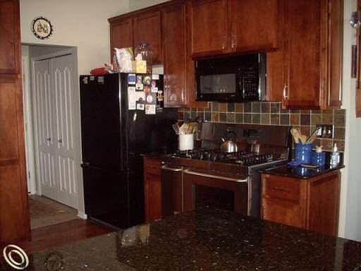 4th image of 1041 Paddock Dr Unit 1