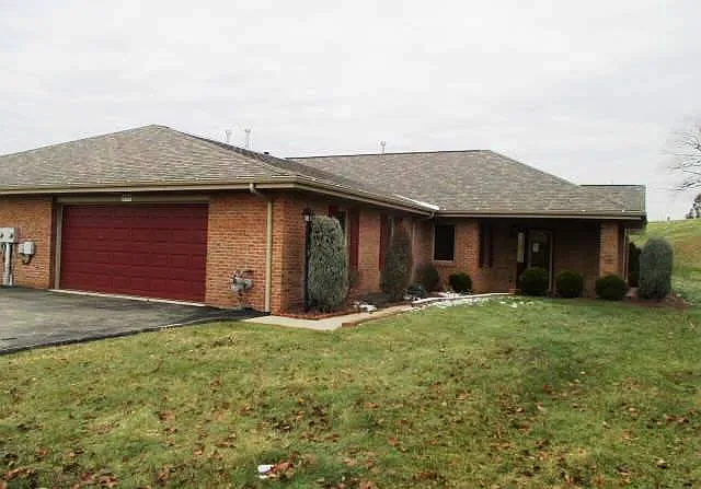 6213 Highview Dr photo 1