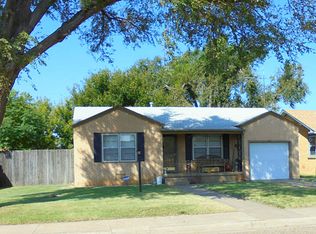 107 Cedar Ave, Dumas, TX 79029