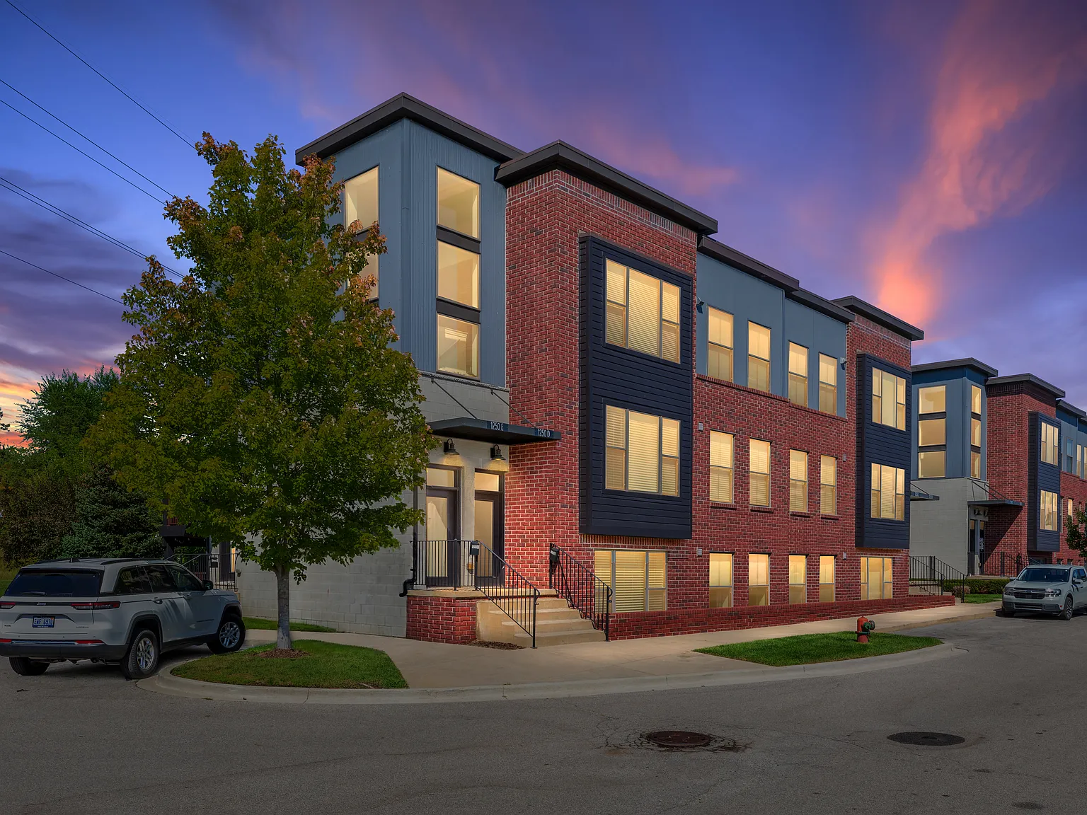 2 bed, 1450 sqft, $3,000 — Photo 1