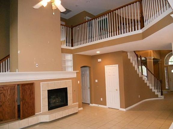 4th image of 3973 Plantation Ln