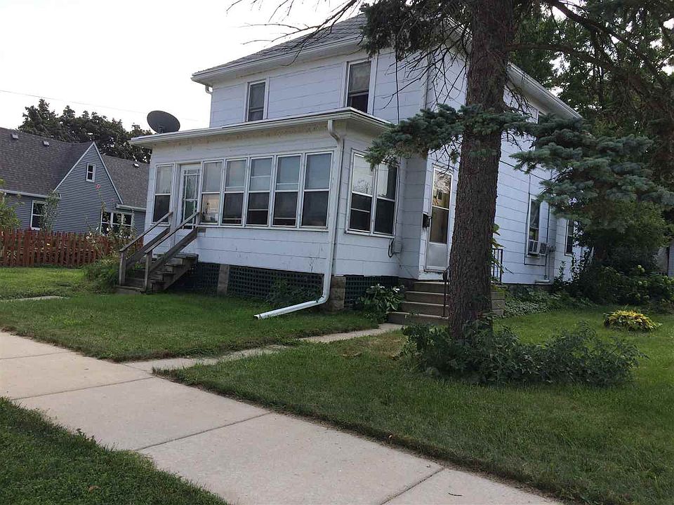 2nd image of 414 S River St