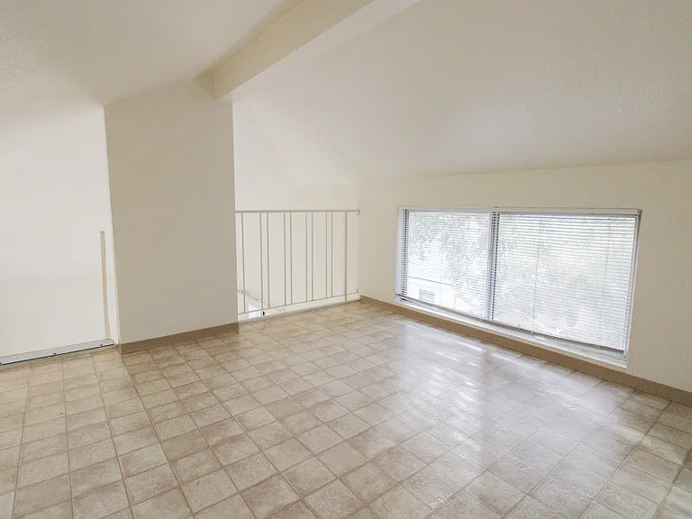 369 Sandercock St #1 — Photo 9