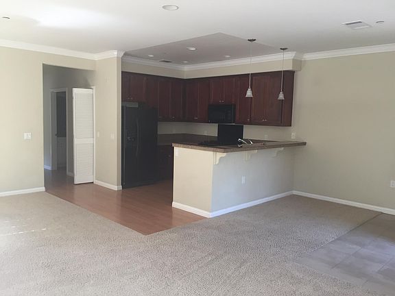 Kitchen, hall with laundry room