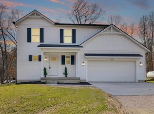 5272 Marvie Dr, Saranac, MI 48881