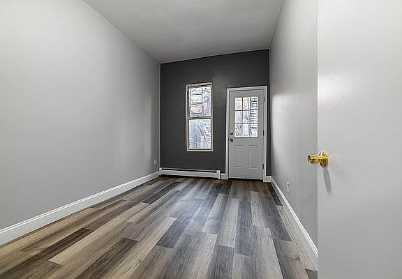 5th image of 227 Thomas S Boyland St #1B