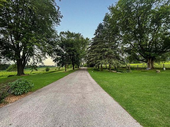 3rd image of N6707 La Ferme ROAD