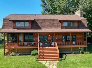 89 Penland Point Dr, Hayesville, NC 28904