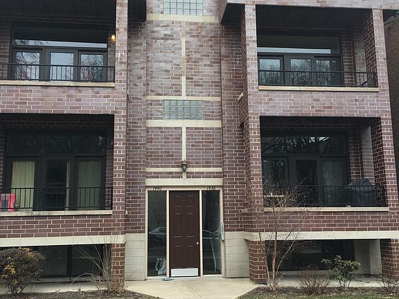 3rd image of 1444 W Farwell Ave #2E