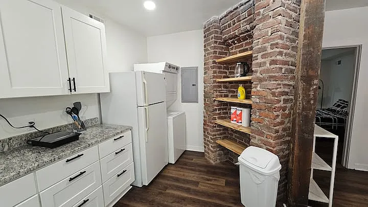 675 Lexington Ave SW #B — Photo 5