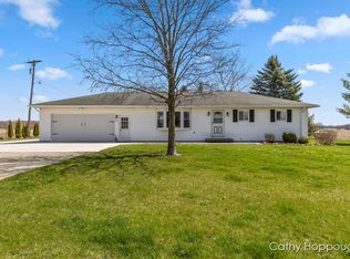8755 S Francis Rd, Dewitt, MI 48820