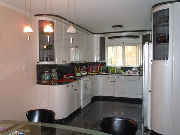 2nd image of 2719 Mill Ave #1