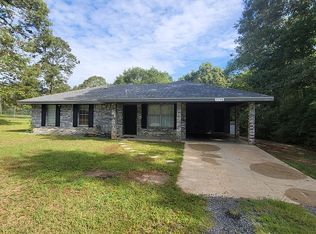 1194 Shadywood Dr, Leesville, LA 71446