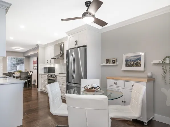 21937 48th Ave #403, Langley, BC V3A 8C3