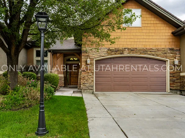 2032 W Golden Pond Way, Orem, UT 84059