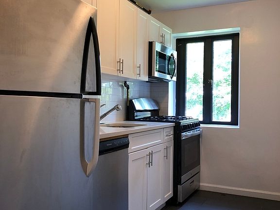 3rd image of 221-35 91st Rd #1C