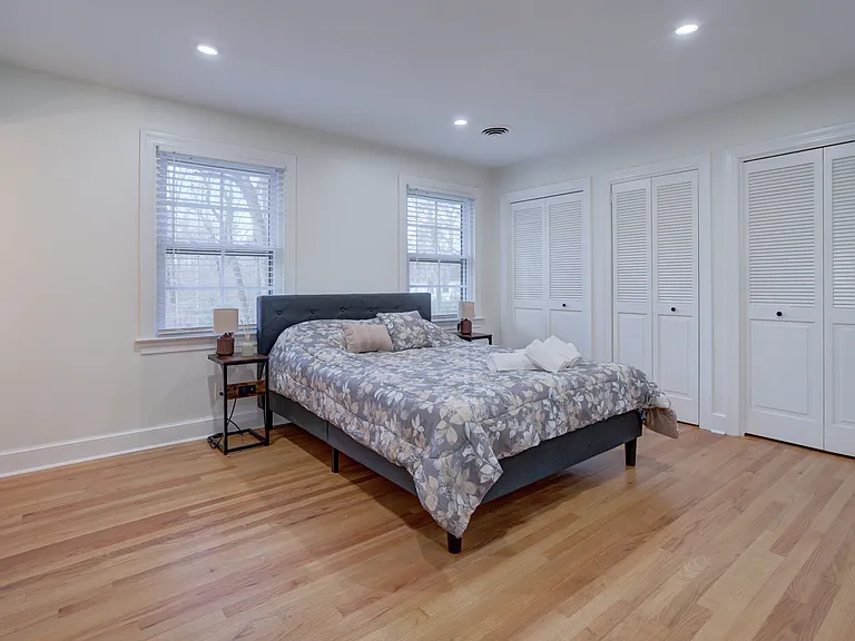 403 Westmoreland Ct — Photo 6