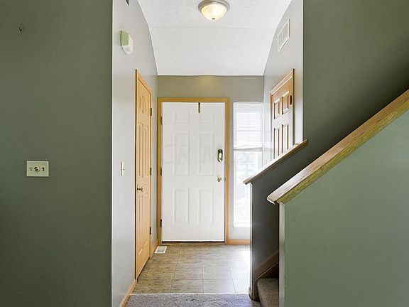 4th image of 2317 Brookbank Dr