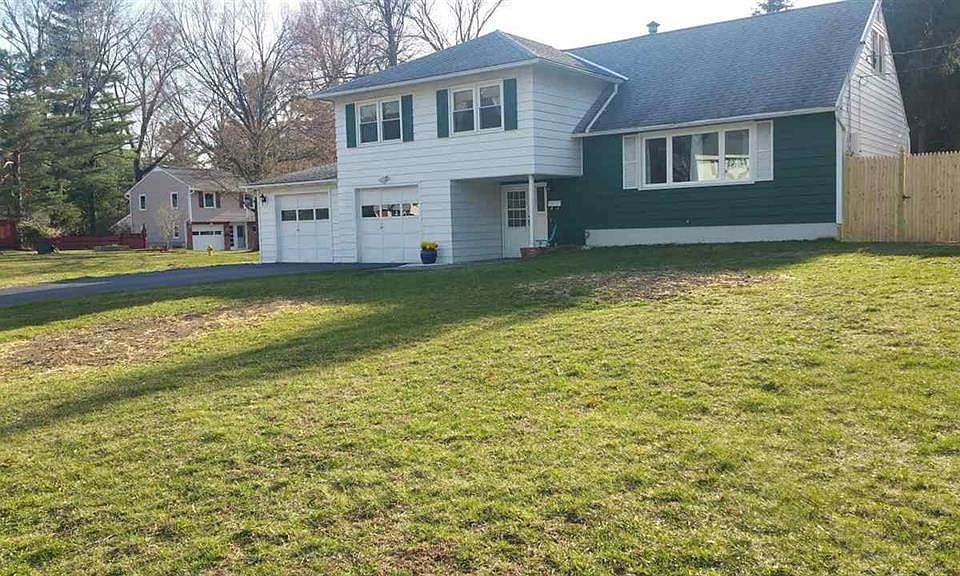 1st image of 488 Haskell Pl