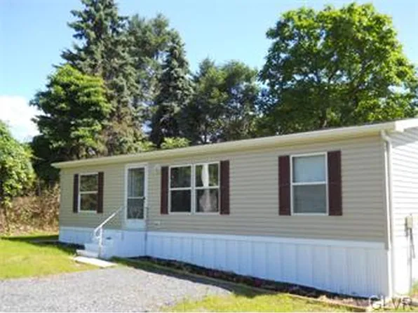 19 Schmeck Ln, Temple, PA 19560