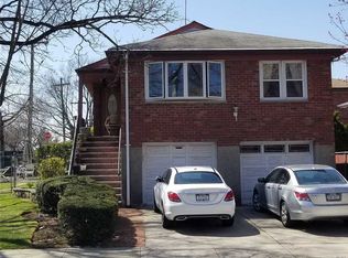 5648 210th St, Oakland Gardens, NY 11364