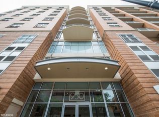 950 W Monroe St UNIT 608, Chicago, IL 60607