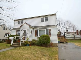 67 Soloff Blvd, Inwood, NY 11096