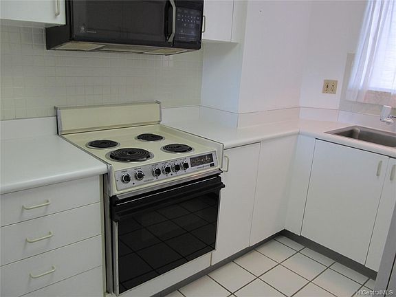 5th image of 512 Iolani Ave APT 303