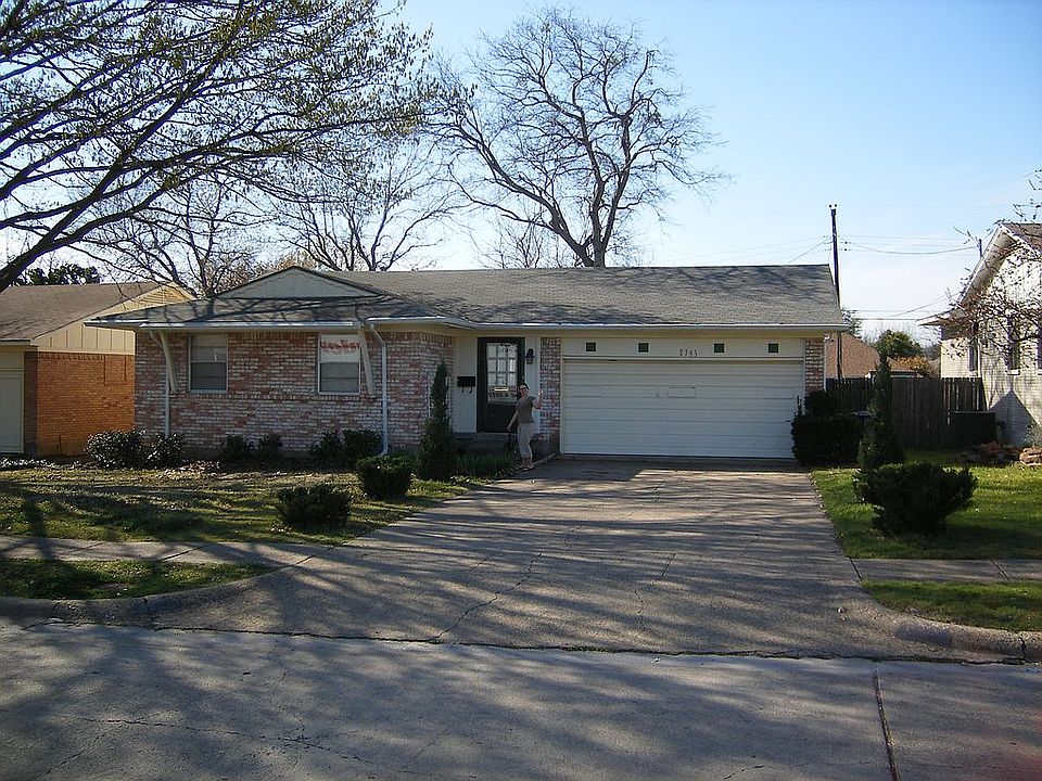 1st image of 8745 Graywood Dr