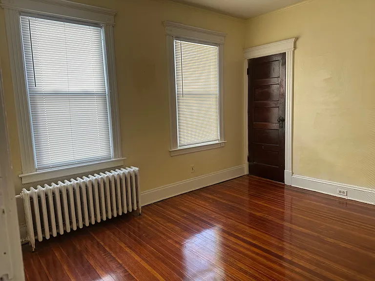 148 Adams St #2 — Photo 9