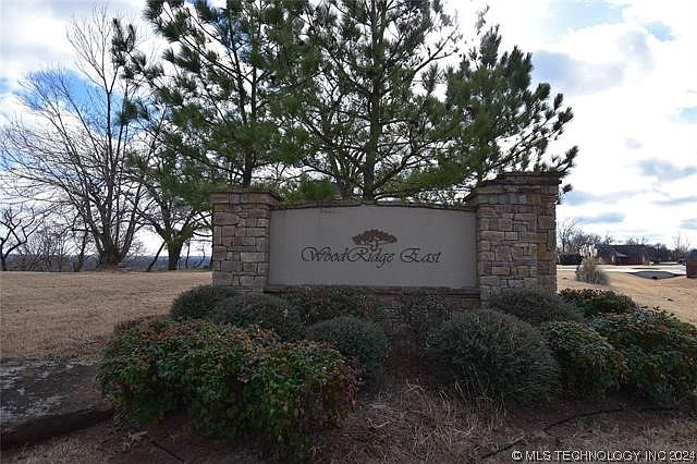 1st image of 22057 Countryside Dr