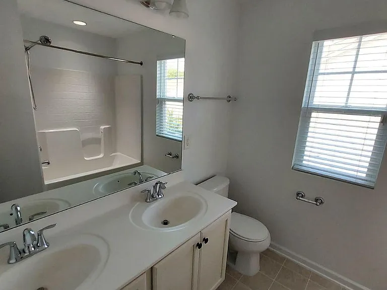 608 Stapleford Ln — Photo 18