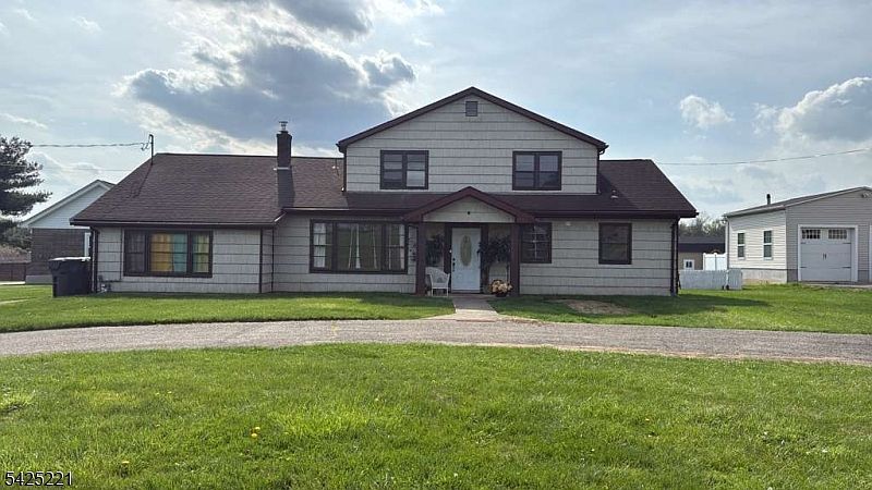1st image of 1777 Springtown Rd