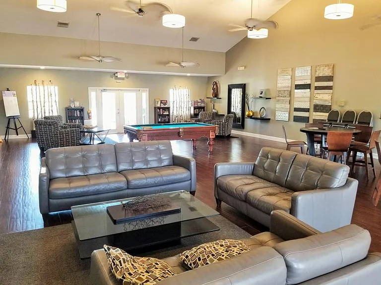 169 Pompano Dr SE #1 — Photo 28