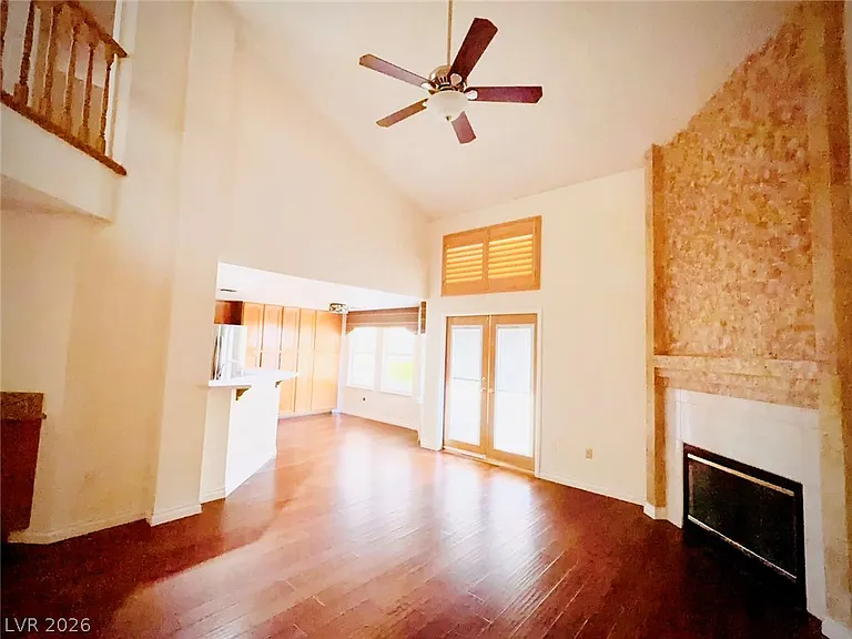 8405 Justine Ct — Photo 10