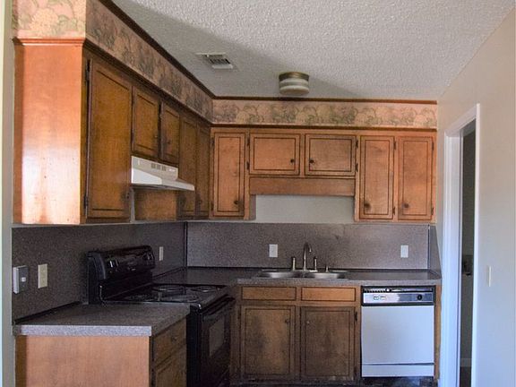 4th image of 1890 Esther Dr #11484152