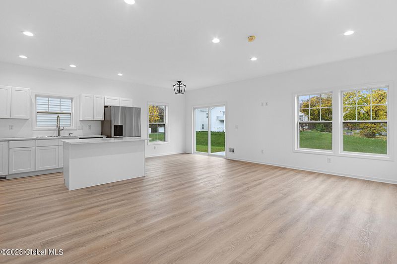 2nd image of 123 Marjorie Lane #4
