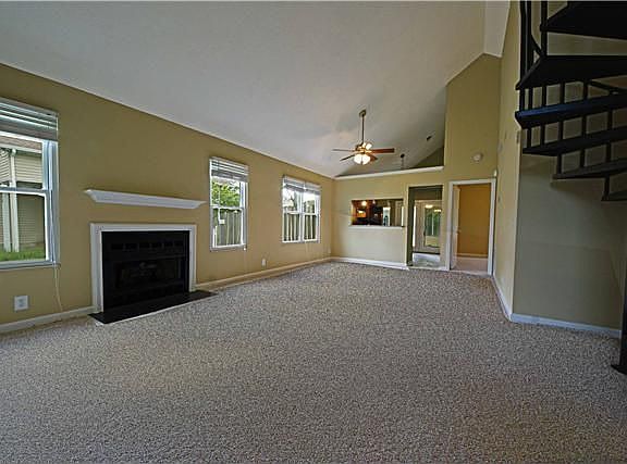 5th image of 606 Brentmeadow Cir