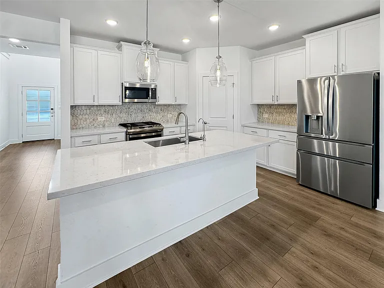 1420 Carvin Way — Photo 11