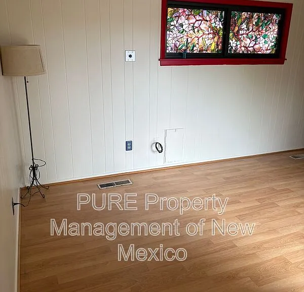 536 Arizona St SE — Photo 12