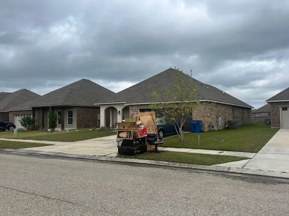 4414 Olivia Dr, Addis, LA 70710