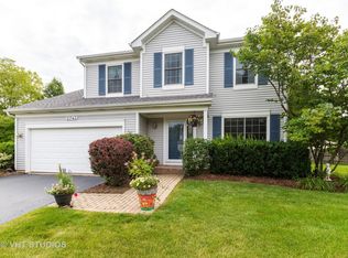 2743 Delaware Ln, Lindenhurst, IL 60046